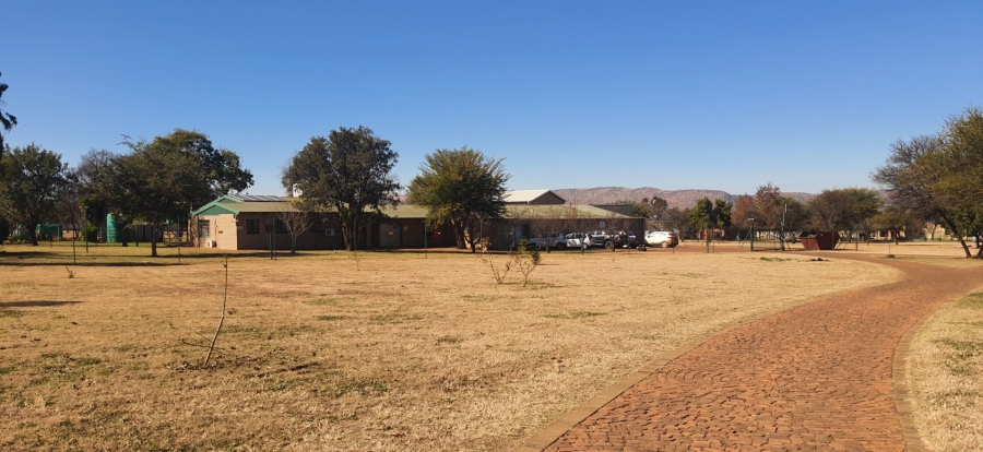 5 Bedroom Property for Sale in Rietfontein A H North West
